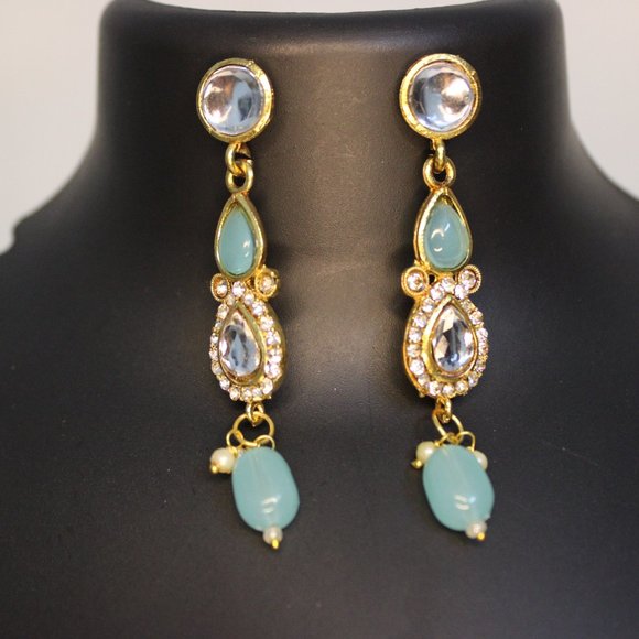 Sky Blue Kundan Jewellery Set Sky blue Kundan Necklace set - Picture 2 of 2